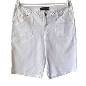 Venezia Size 16 White Five Pocket Denim Shorts 12in Inseam